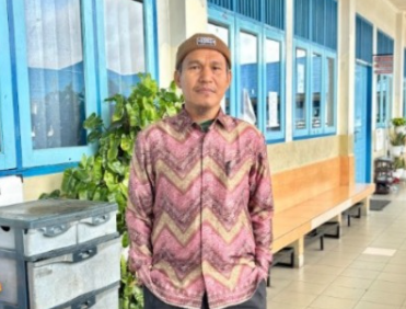 ARMEN TITOF, S.Pd., M.Sn